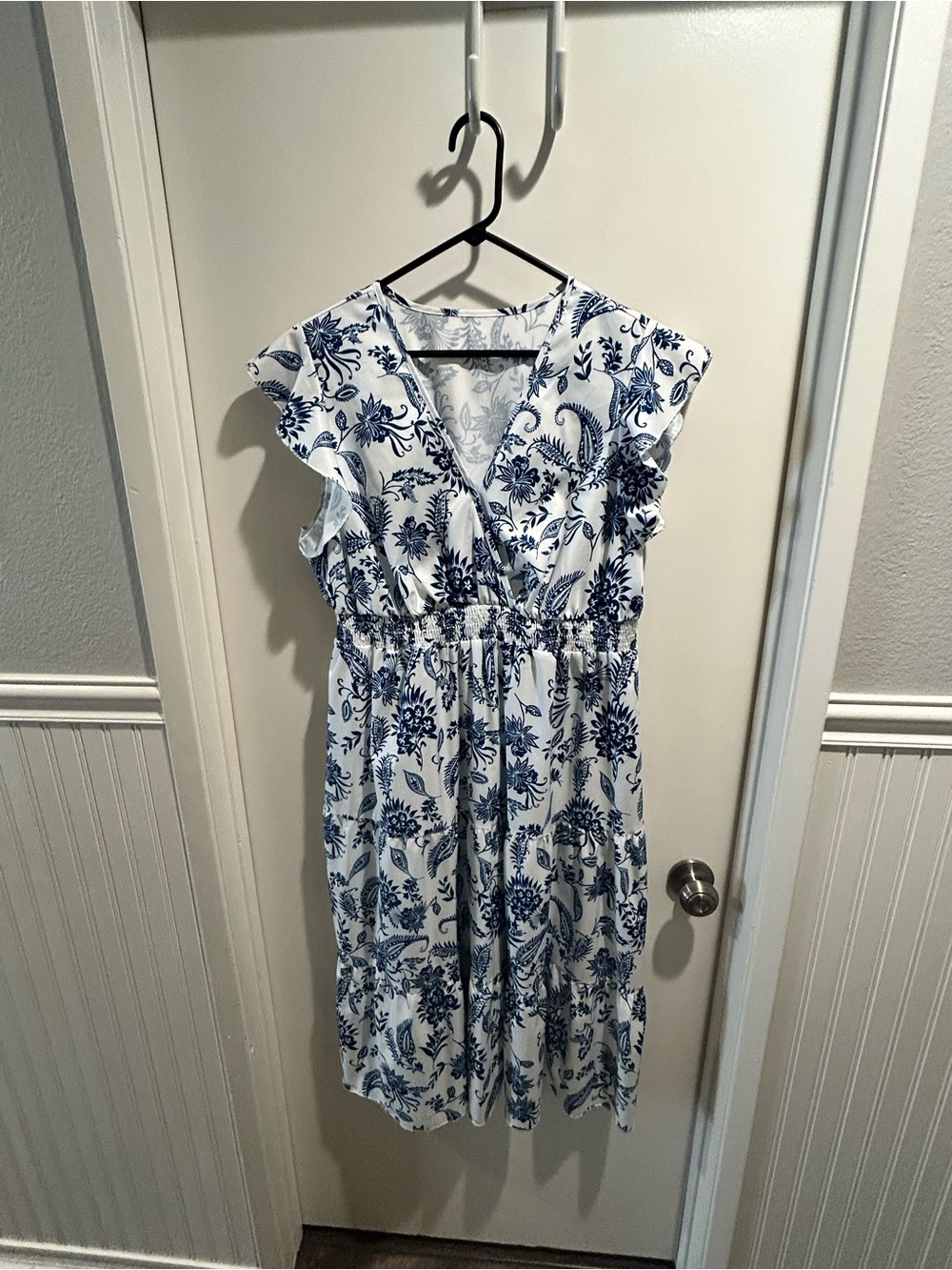 SHEIN White Midi Dress with Blue Floral Print